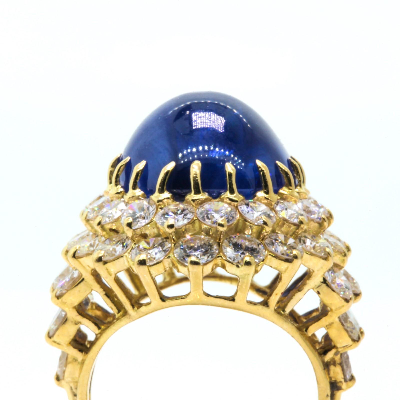 Modern 15.74 Carat Ceylon Sapphire Diamond Gold Ring