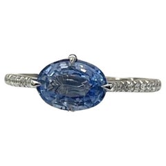 Verlobungsring aus 18KT Weißgold mit Ceylon-Saphir und Diamant 2 Karat
