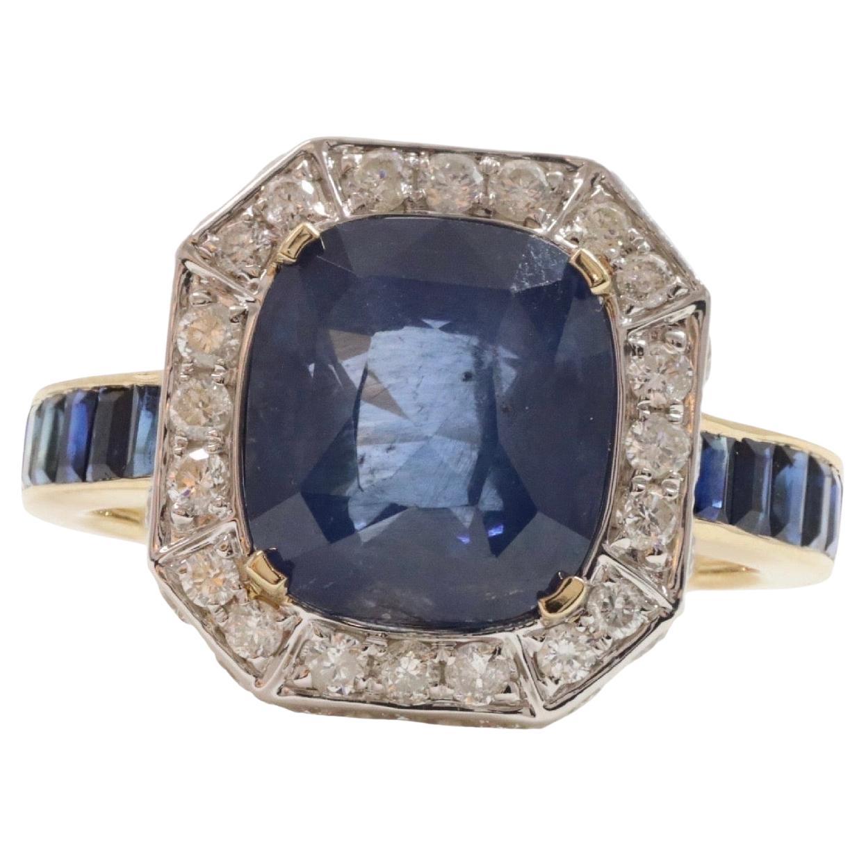 Anello con zaffiro di Ceylon e diamanti in oro giallo 14ct