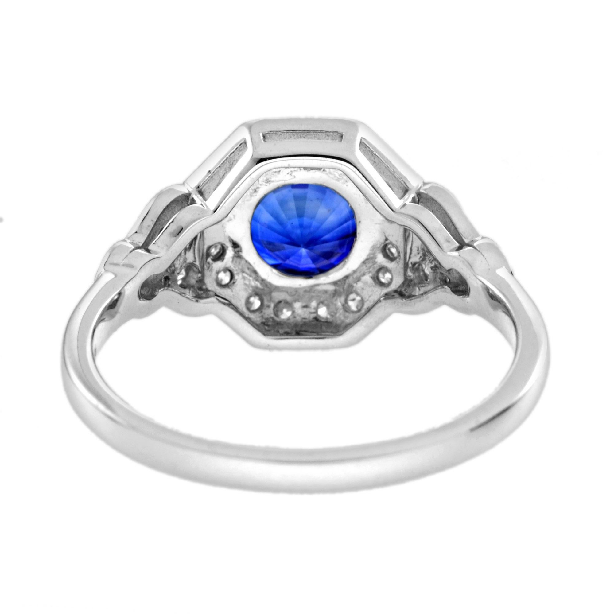 Saphir de Ceylan et diamant de forme fantaisie Bague en or blanc 18 carats d'inspiration antique Unisexe en vente