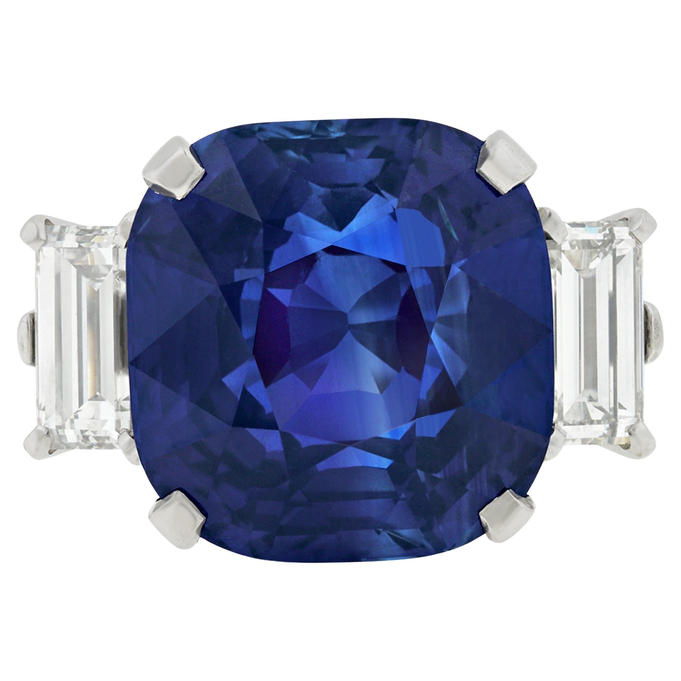 Ceylon Sapphire Ring, 20.26 Carats