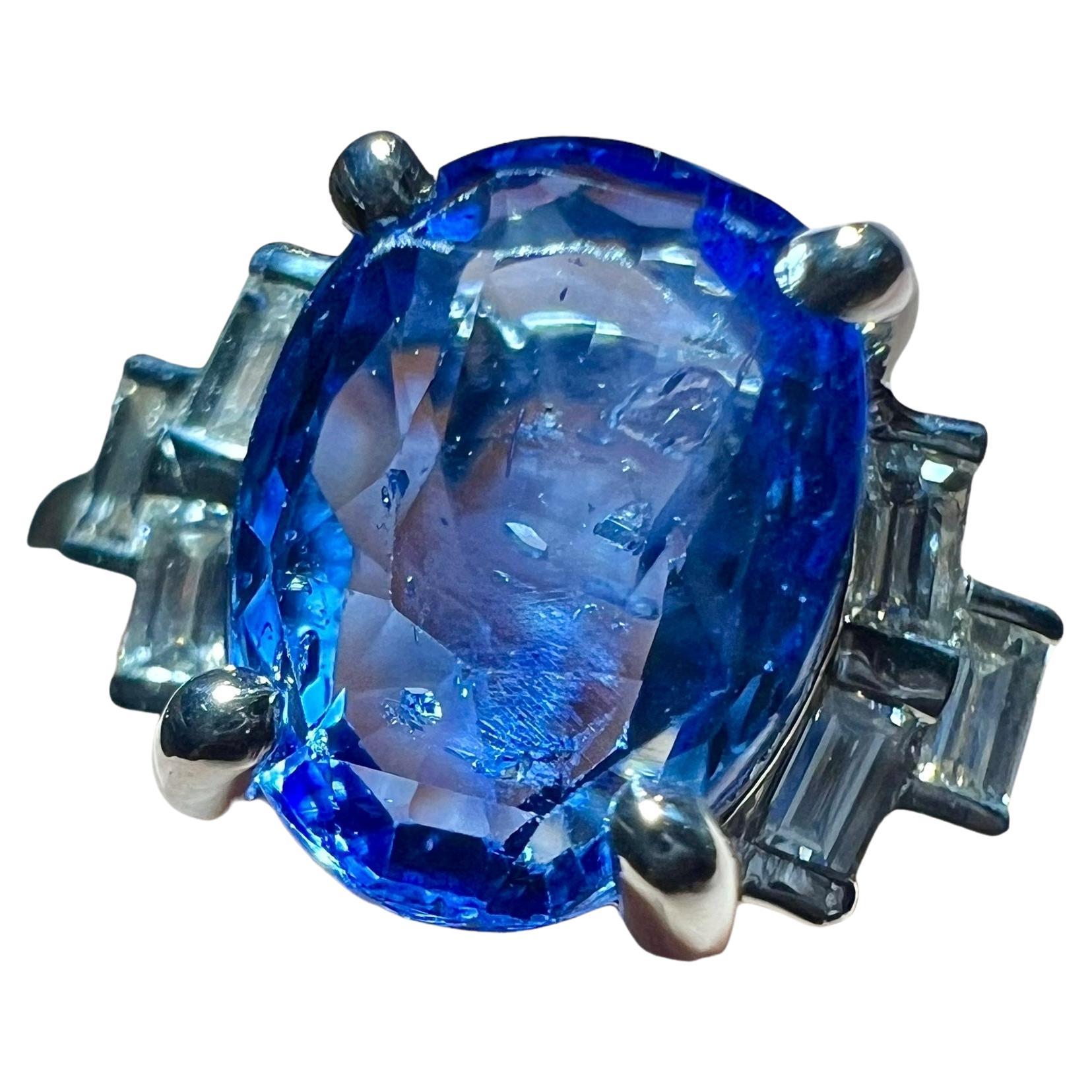 Ceylon sapphire ring 2.30 ct surrounded by calibrated diamonds