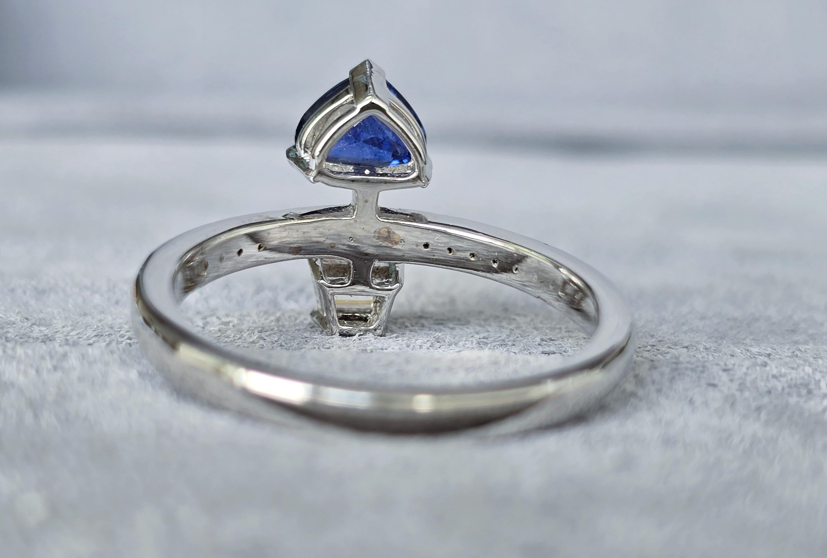 Ceylon Sapphire Ring For Sale 10