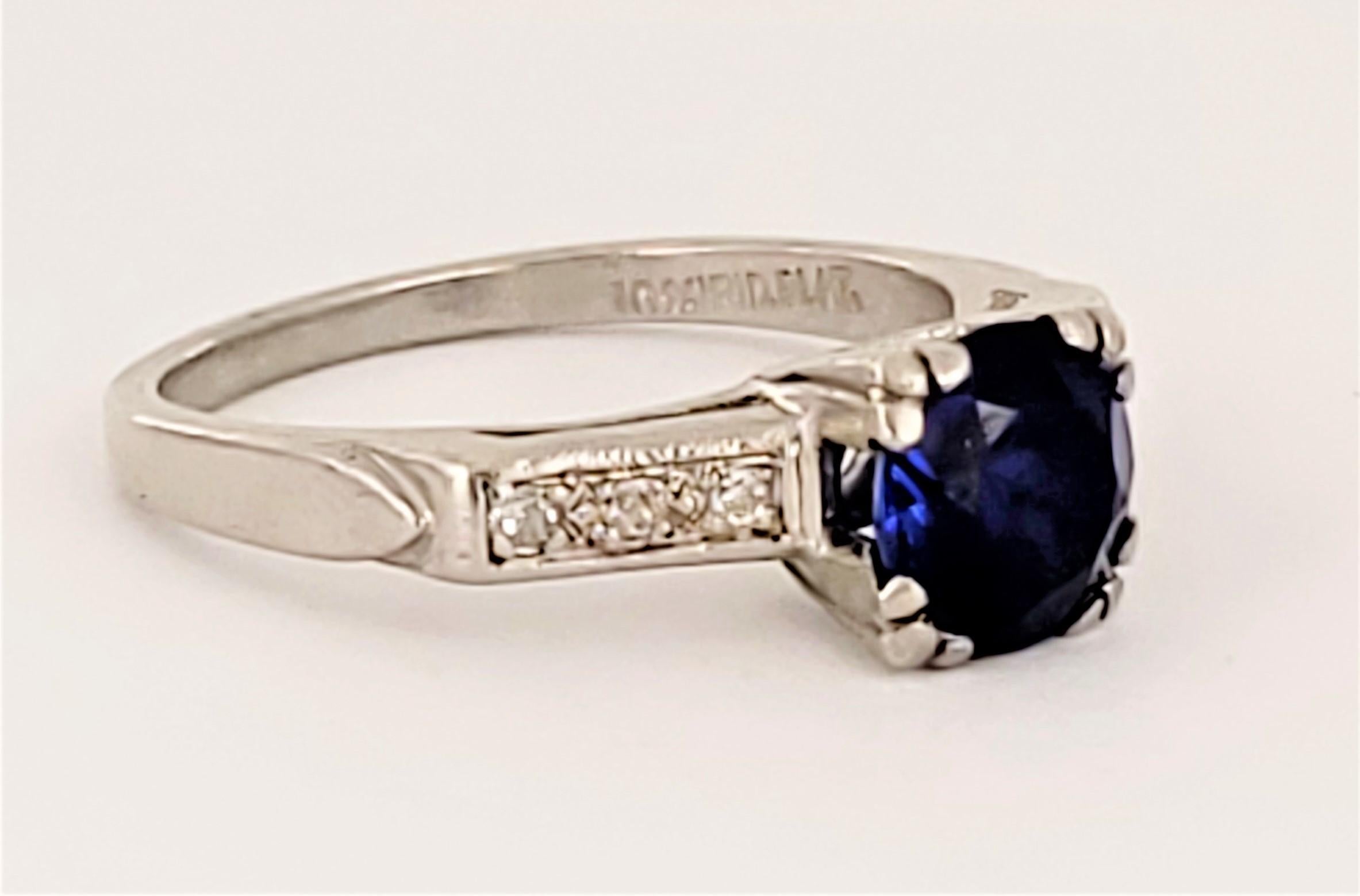 Ceylon Sapphire Ring In Excellent Condition For Sale In New York, NY