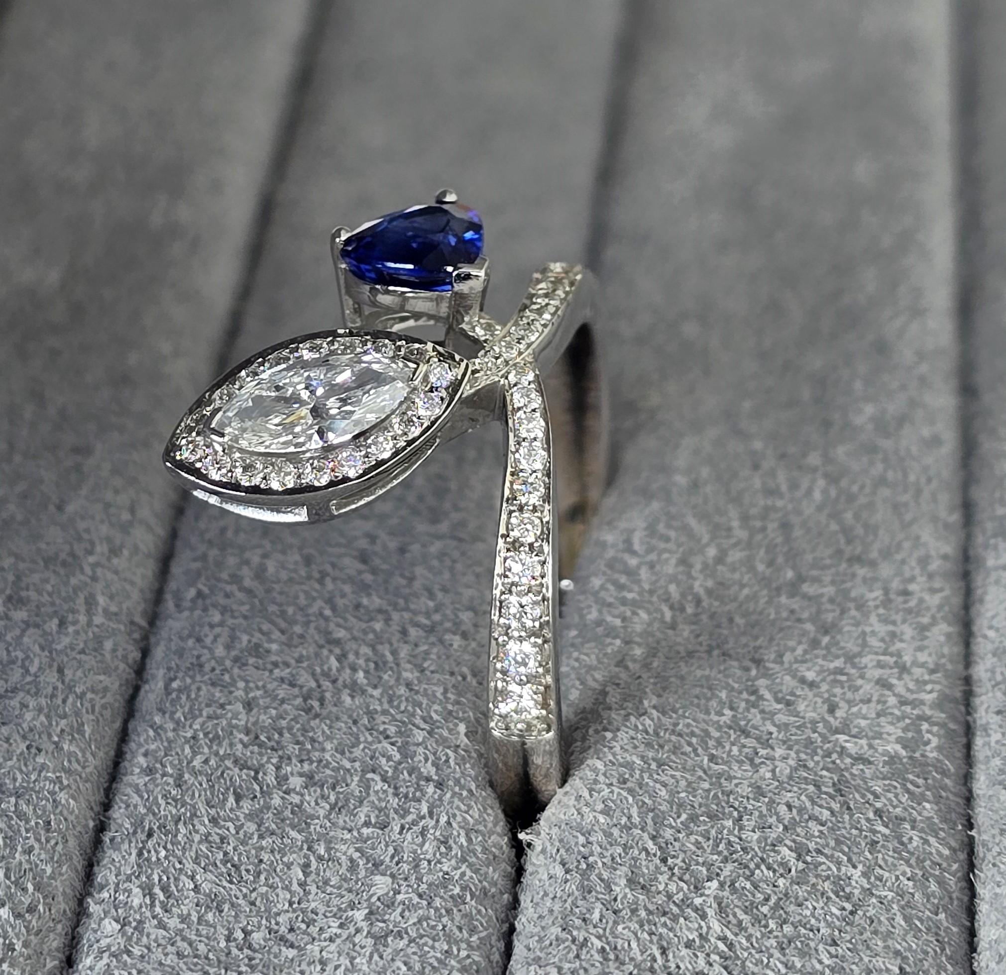 Anello con zaffiro di Ceylon In condizioni Nuovo in vendita a บางรัก, TH