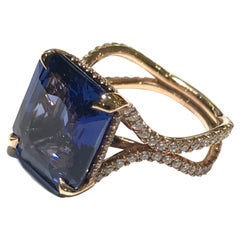 Ceylon Sapphire Ring with Diamonds