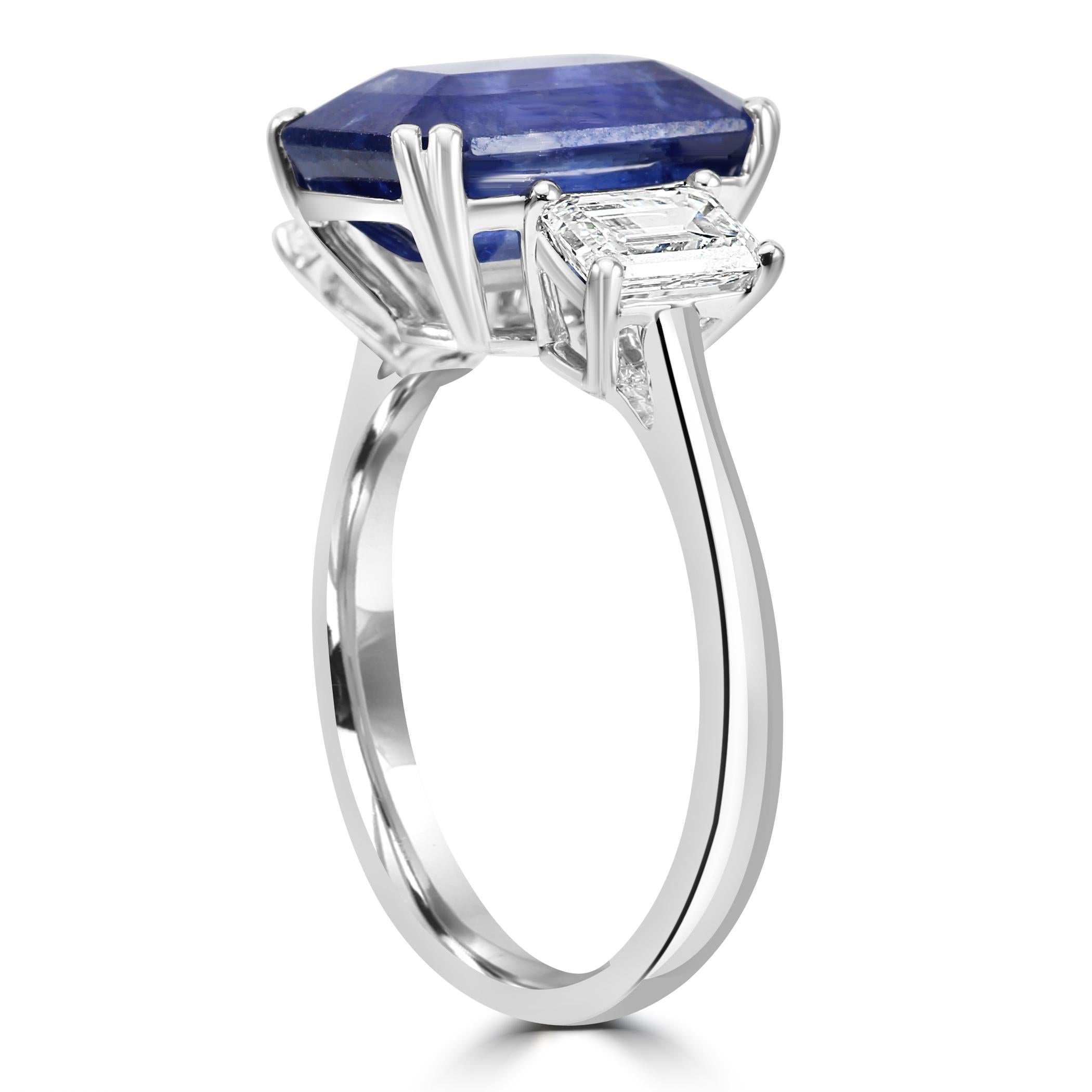 Women's or Men's Ceylon Sapphire White Diamond Emerald Cut 18K White Gold Three-Stone Bridal Ring For Sale