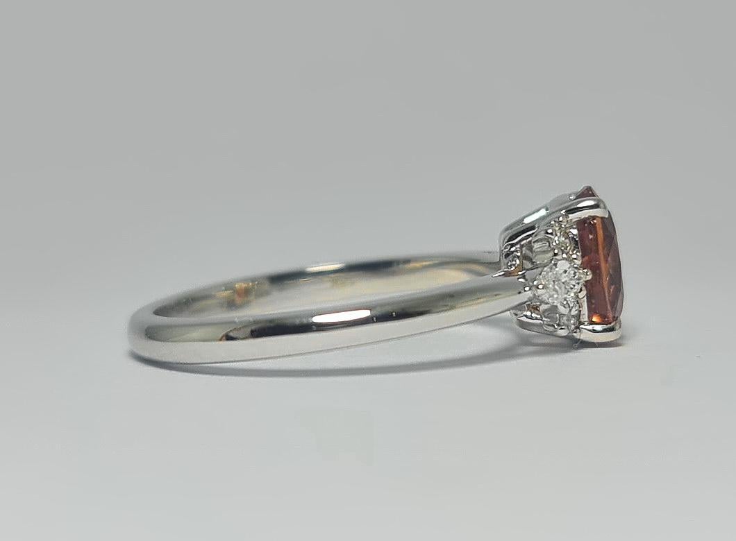 Ceylon Unheated Padparadscha 1.57ct Sapphire Natural Diamond 18K White Gold Ring In New Condition For Sale In Los Angeles, CA