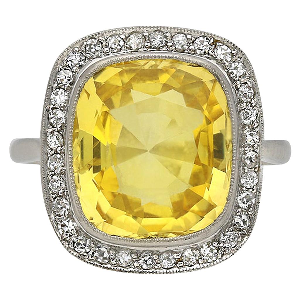 Ceylon Yellow Sapphire and Diamond Coronet Cluster Ring, circa 1920 For Sale