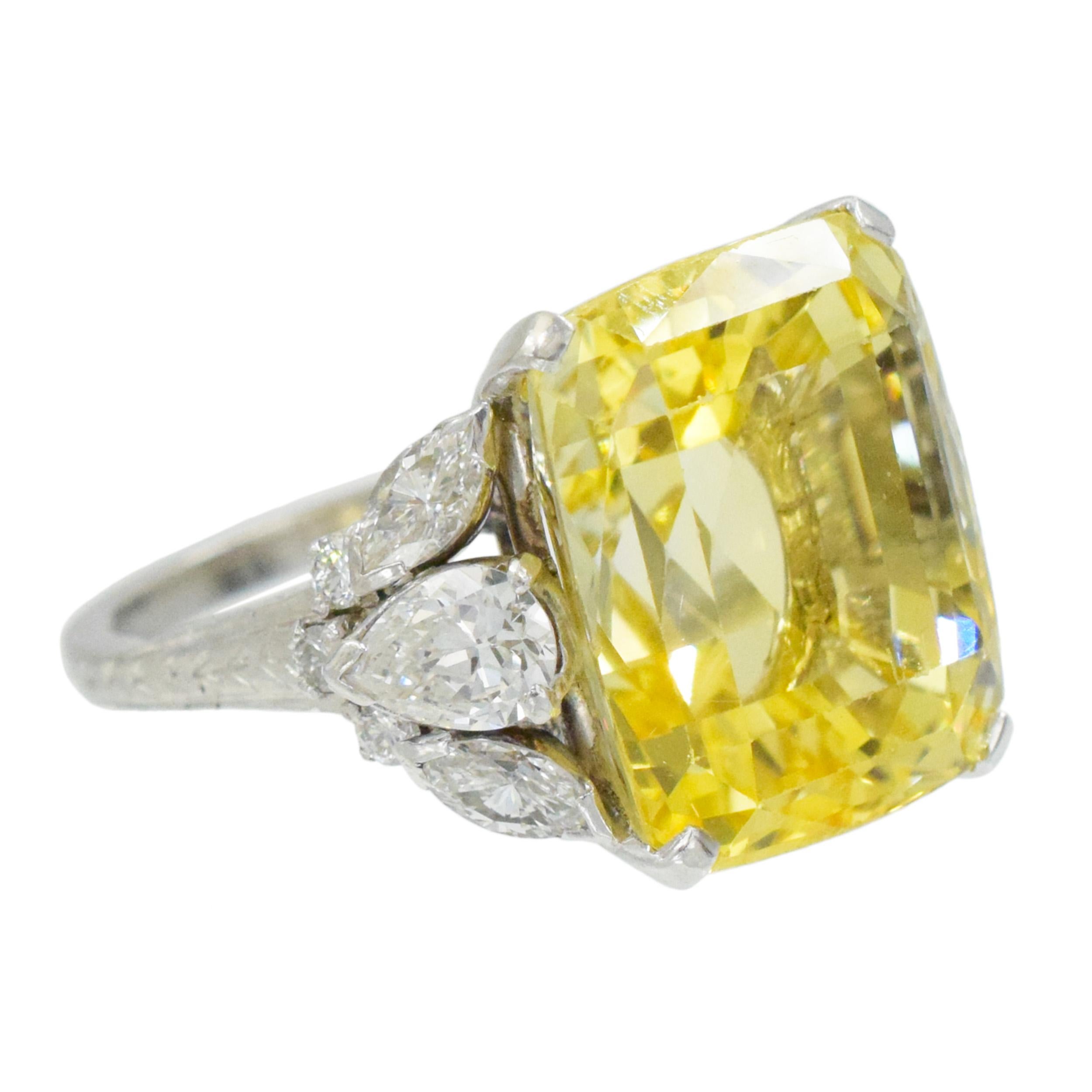 Ceylon Yellow Sapphire GIA certified No Heat  and Diamond Ring For Sale 3