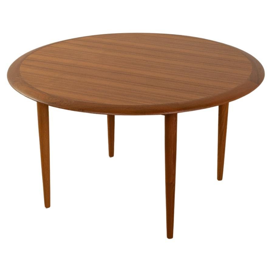 CFC Silkeborg round coffee table from 1960s For Sale