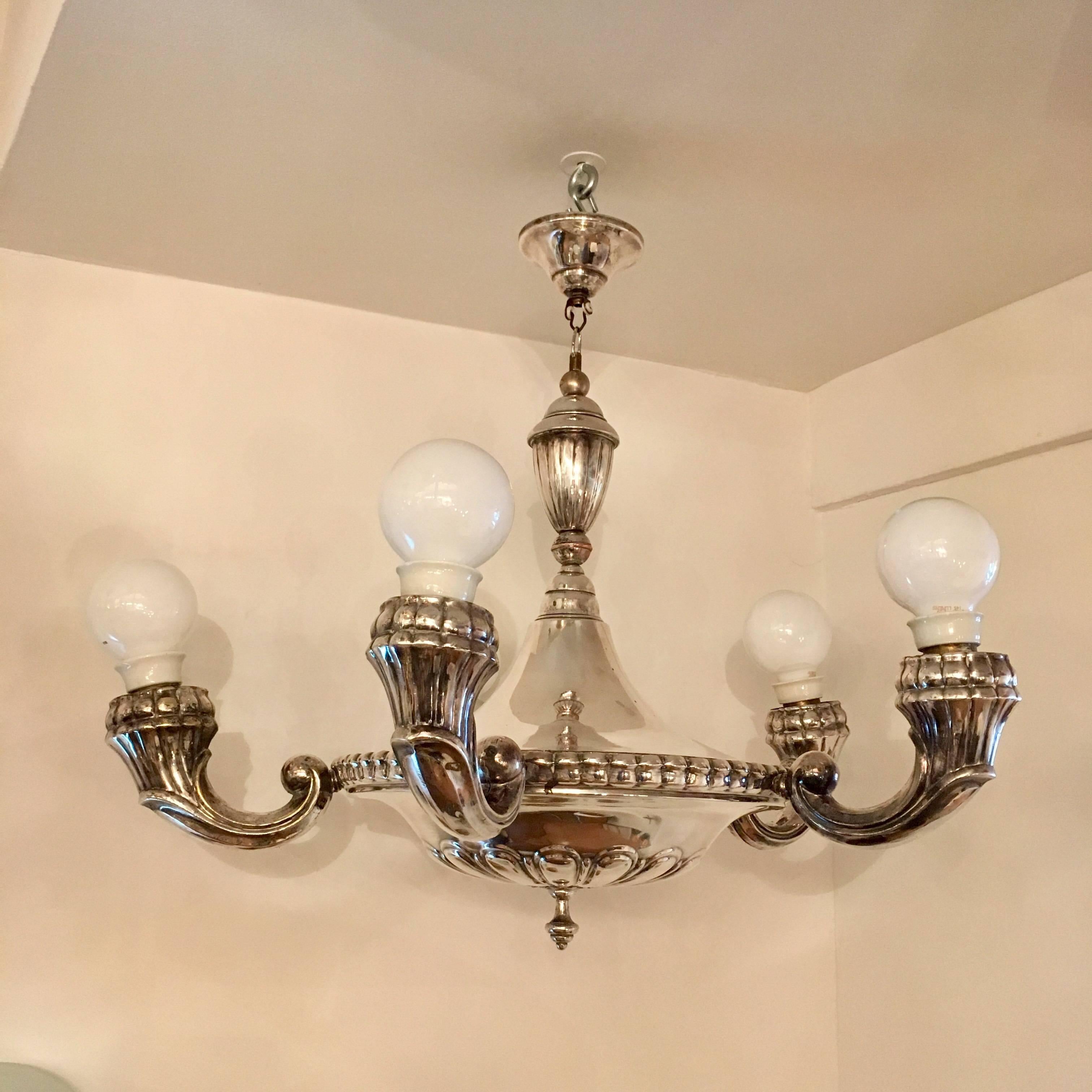 CG Hallberg Swedish Grace, 1920 Chandelier In Excellent Condition In New York, NY