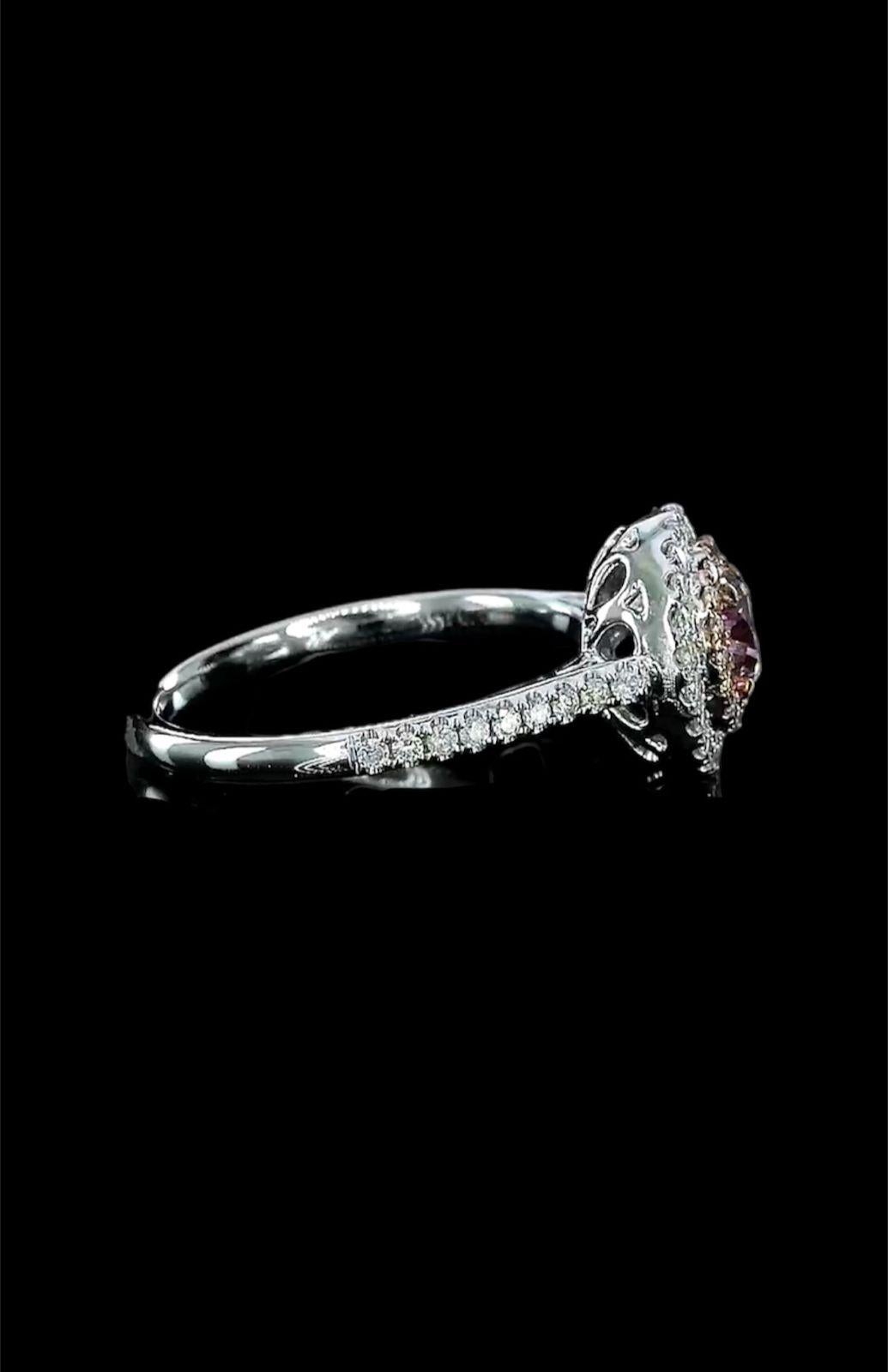 Women's or Men's CGL Certified 0.58 Carat Faint Pink Diamond Ring SI2 Clarity For Sale