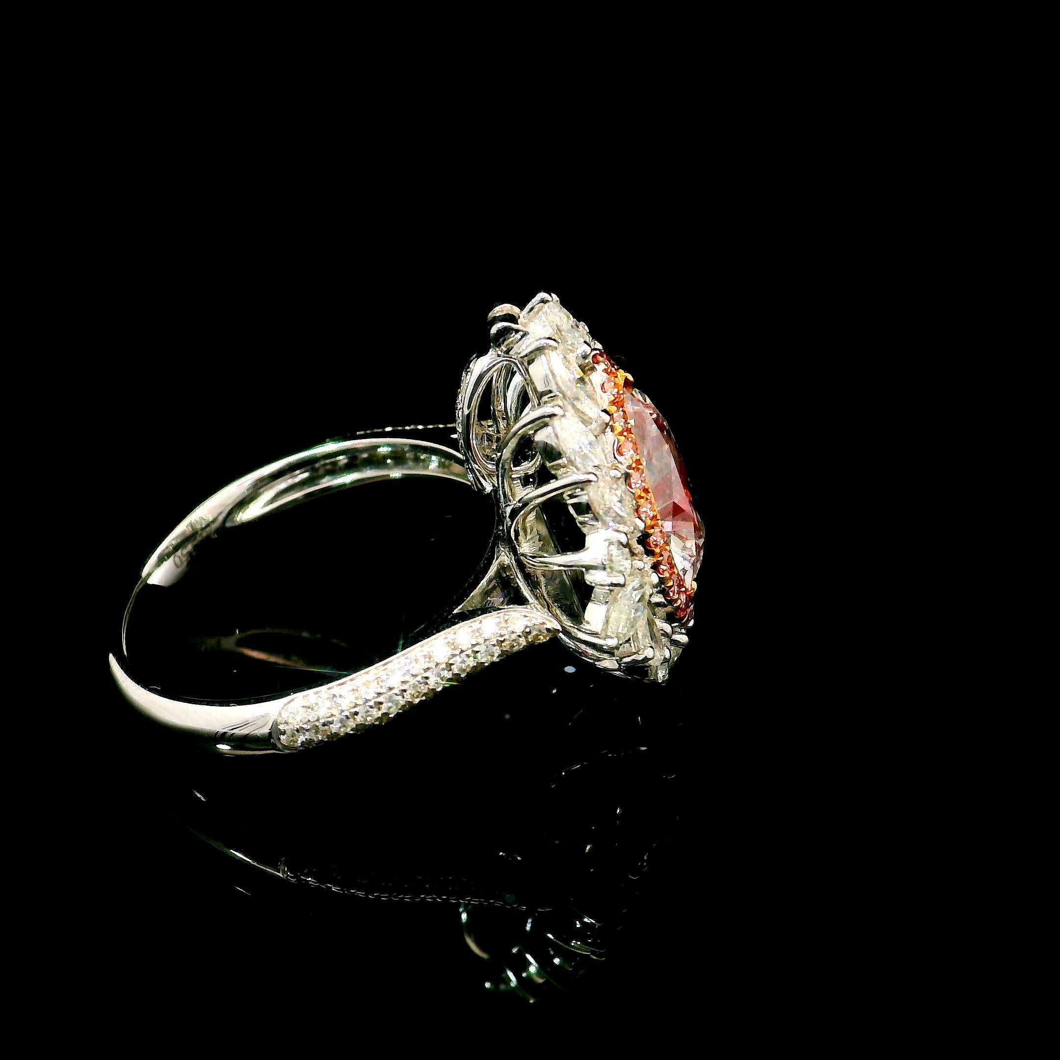 CGL Certified 2.04 Carat Very Light Pink I1 Clarity Diamond Ring For Sale 2