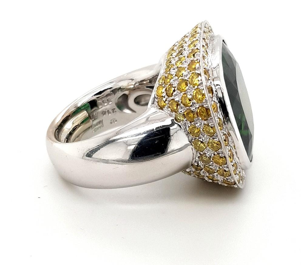 18 Karat Weißgold Ring 21,4 Karat natürlicher Turmalin 137 Diamanten 3,30 Karat CGL zertifiziert im Angebot 1