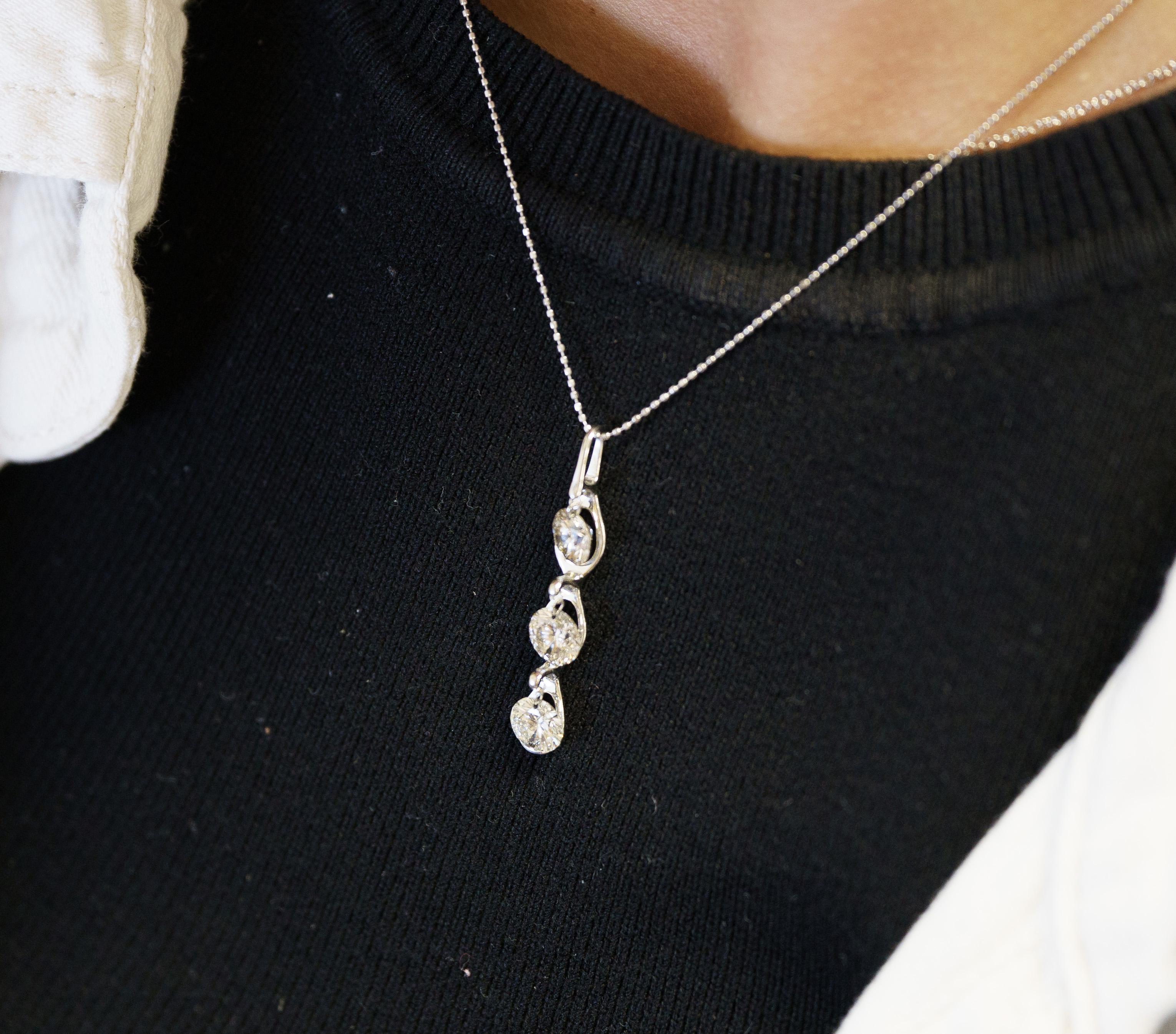 Modern CGL Certified 3.38 Carat Diamond Dangle Pendant Necklace in 18K White Gold For Sale