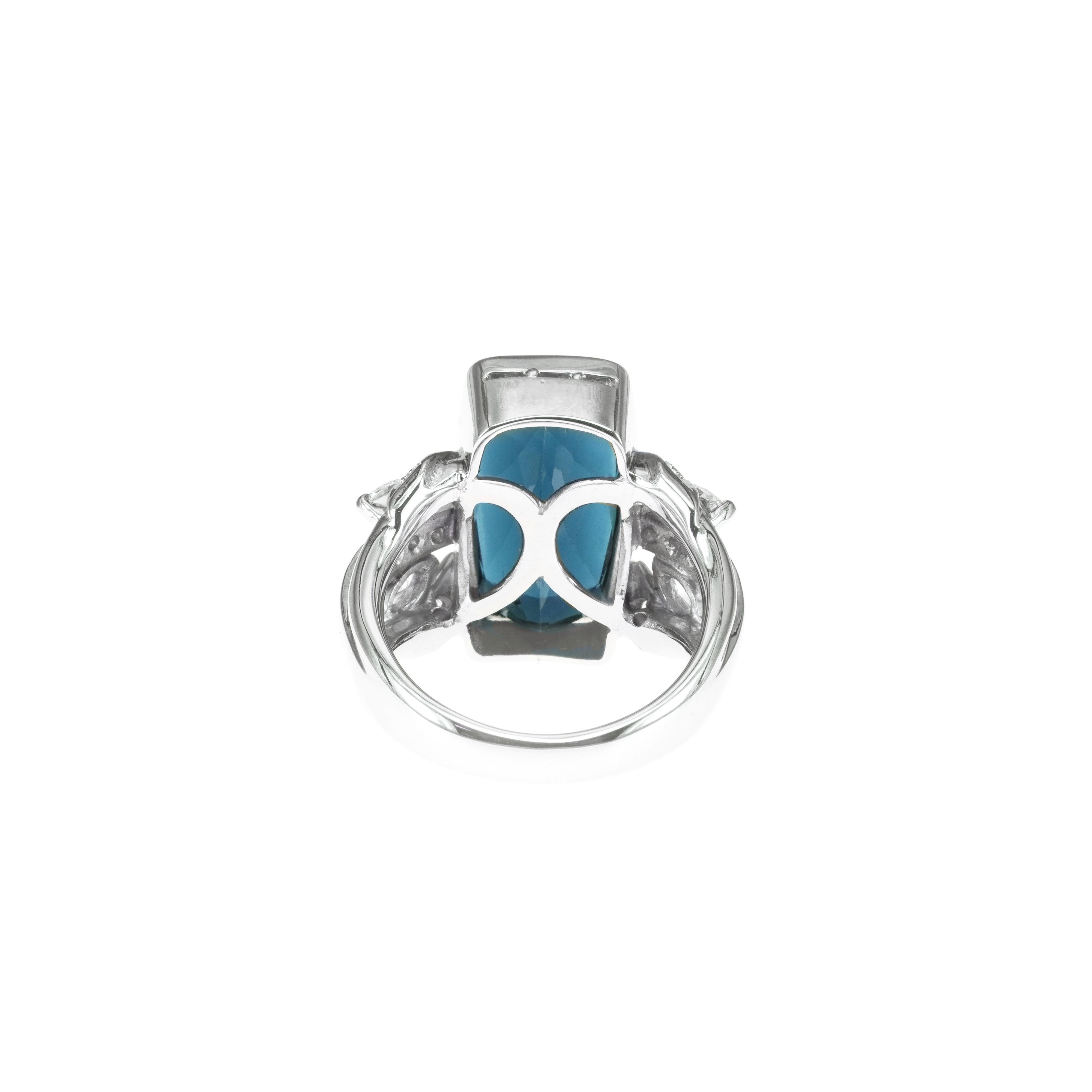 Women's or Men's CGL Certified 9.24 Carat Indicolite Rare Tourmaline White Diamond Solitaire Ring