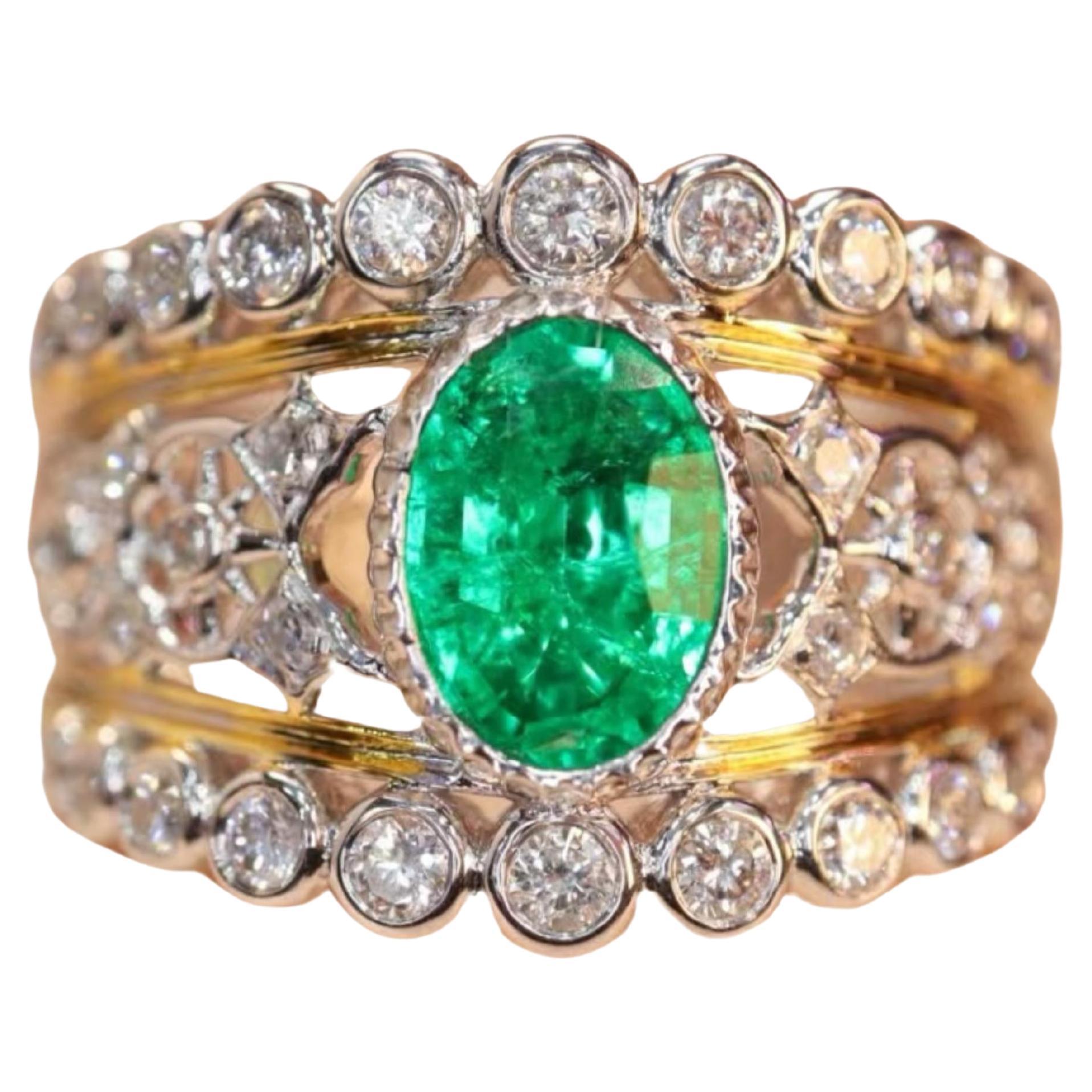18K CGRL Certified 1 Carat Vivid Green Emerald Full Diamond Royal Cocktail Ring