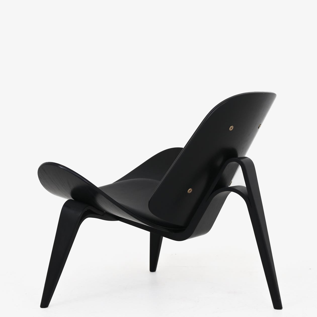 Scandinavian Modern CH 07 Shell Chair by Hans J. Wegner
