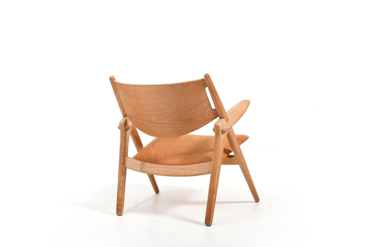 CH-28 Oak and Leather Easychair by Hans J. Wegner / New Upholstered 5