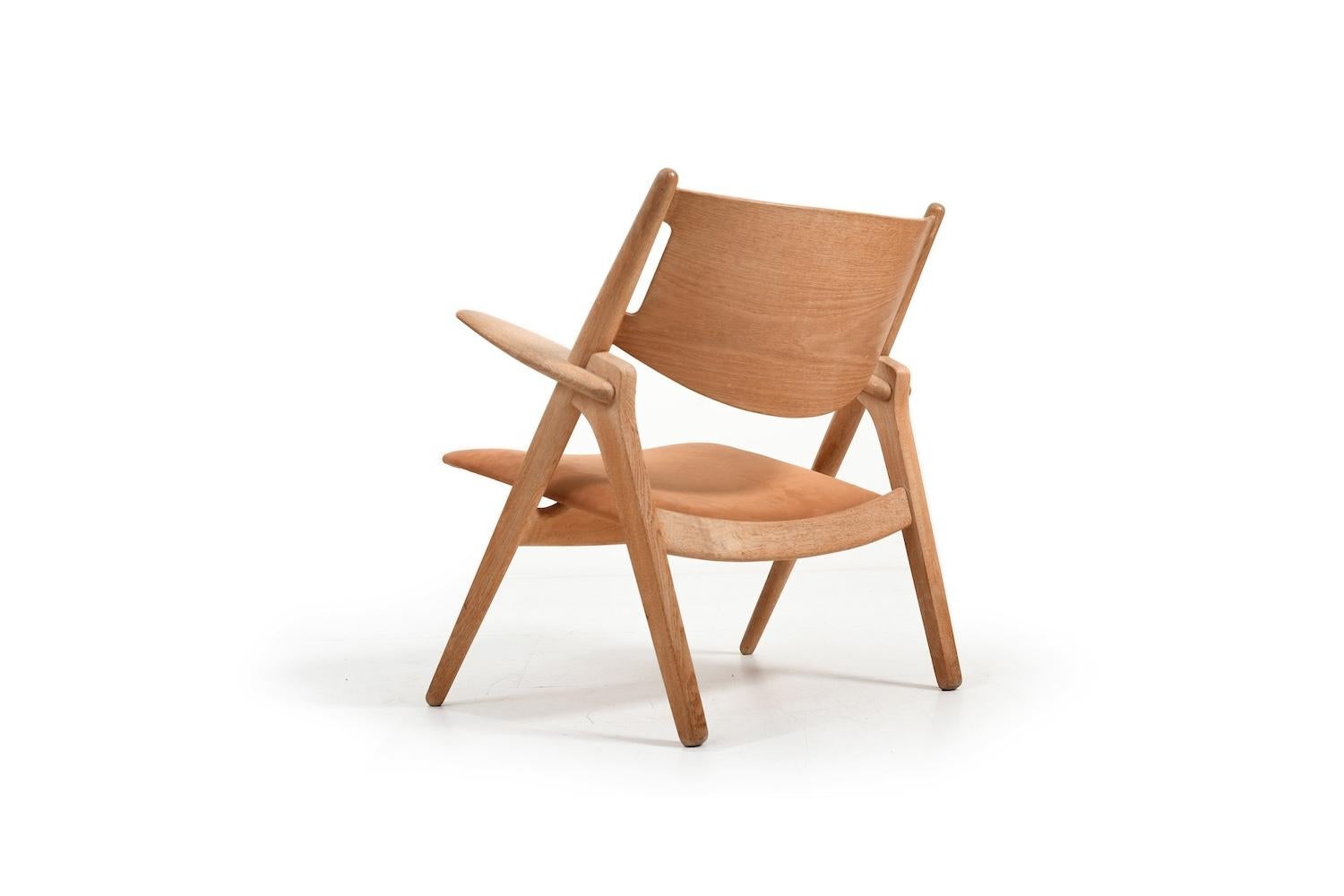 CH-28 Oak and Leather Easychair by Hans J. Wegner / New Upholstered 6