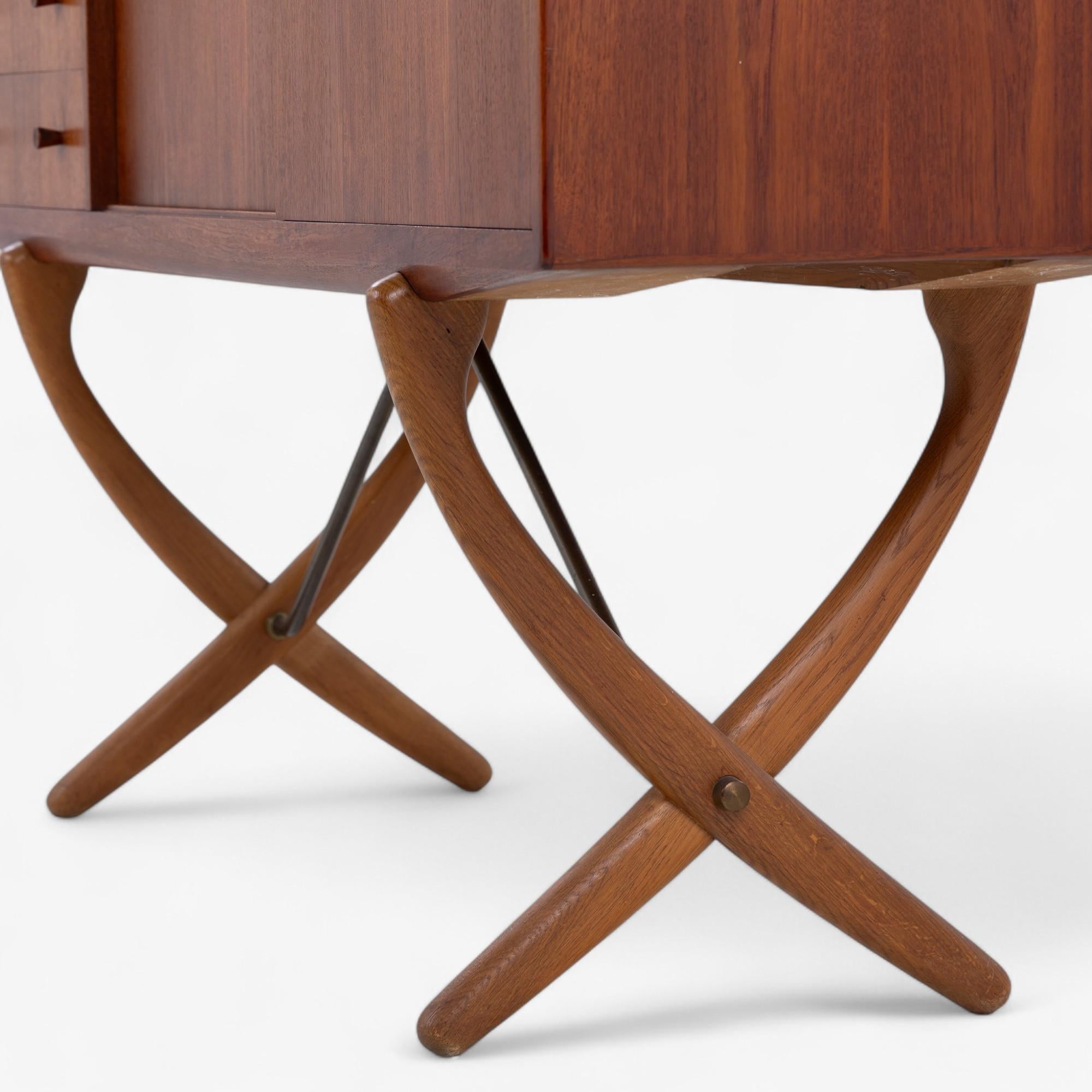 CH 304 - Sideboard aus Teakholz von Hans J. Wegner (Moderne der Mitte des Jahrhunderts)