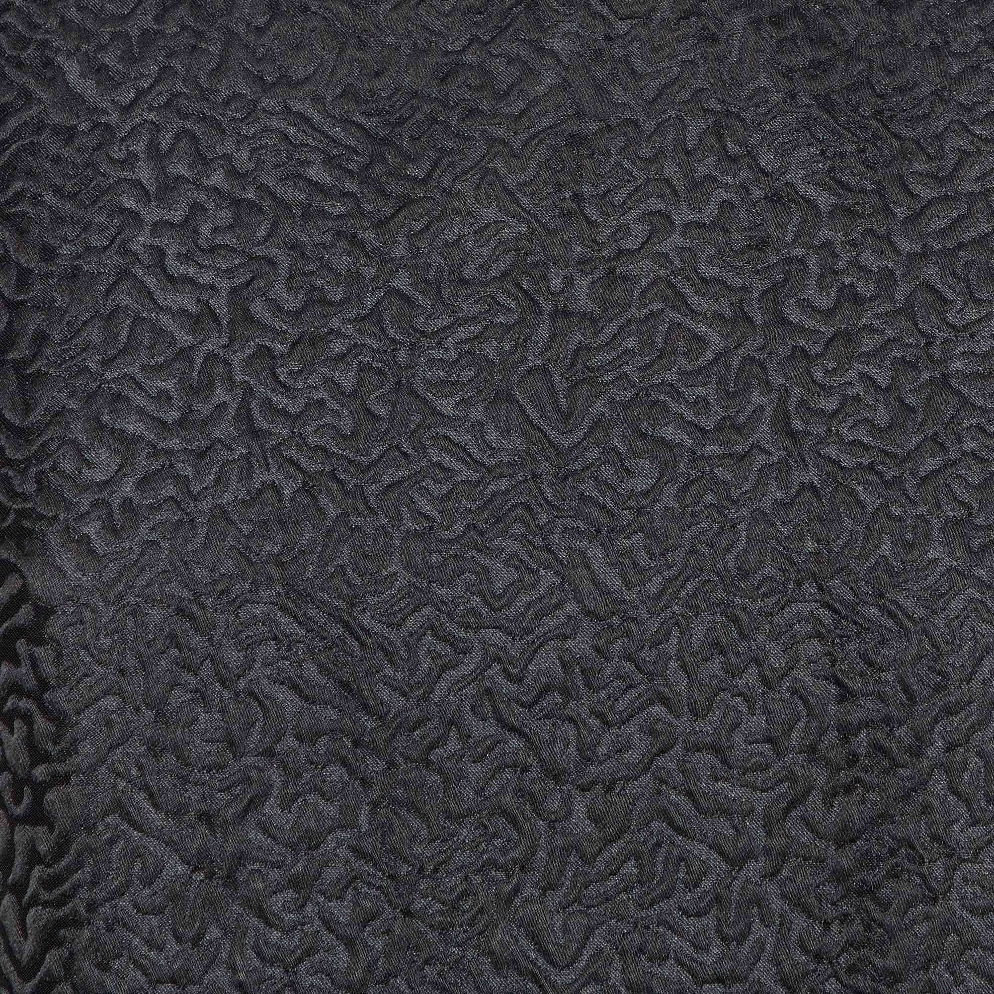 CH Carolina Herrera Black Embossed Jacquard Peplum Top S In Good Condition For Sale In Dubai, Al Qouz 2
