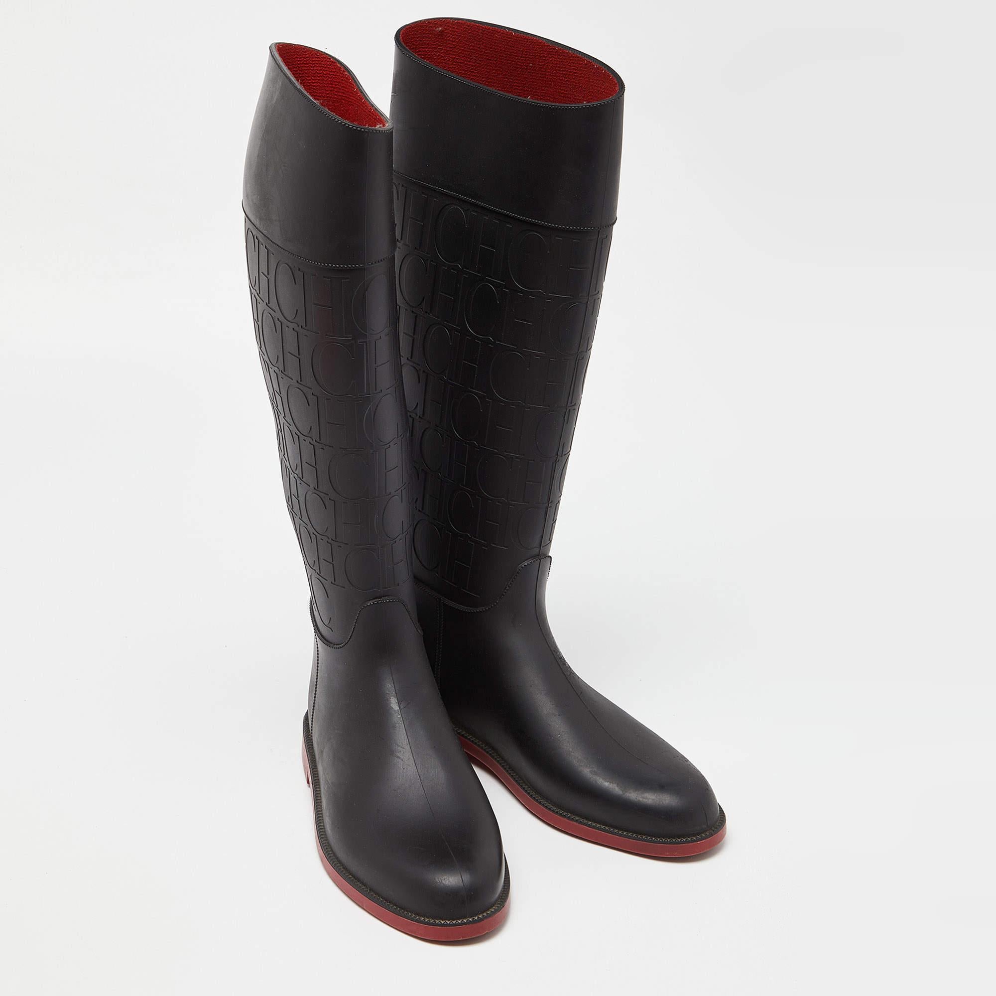 Women's CH Carolina Herrera Black Embossed Rubber Rain Boots Size 38 For Sale