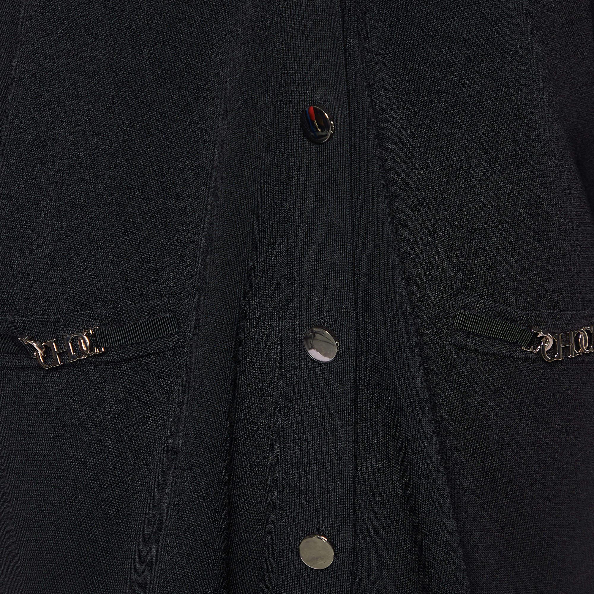 CH Carolina Herrera Black Knit Button Front Cardigan L In Excellent Condition For Sale In Dubai, Al Qouz 2