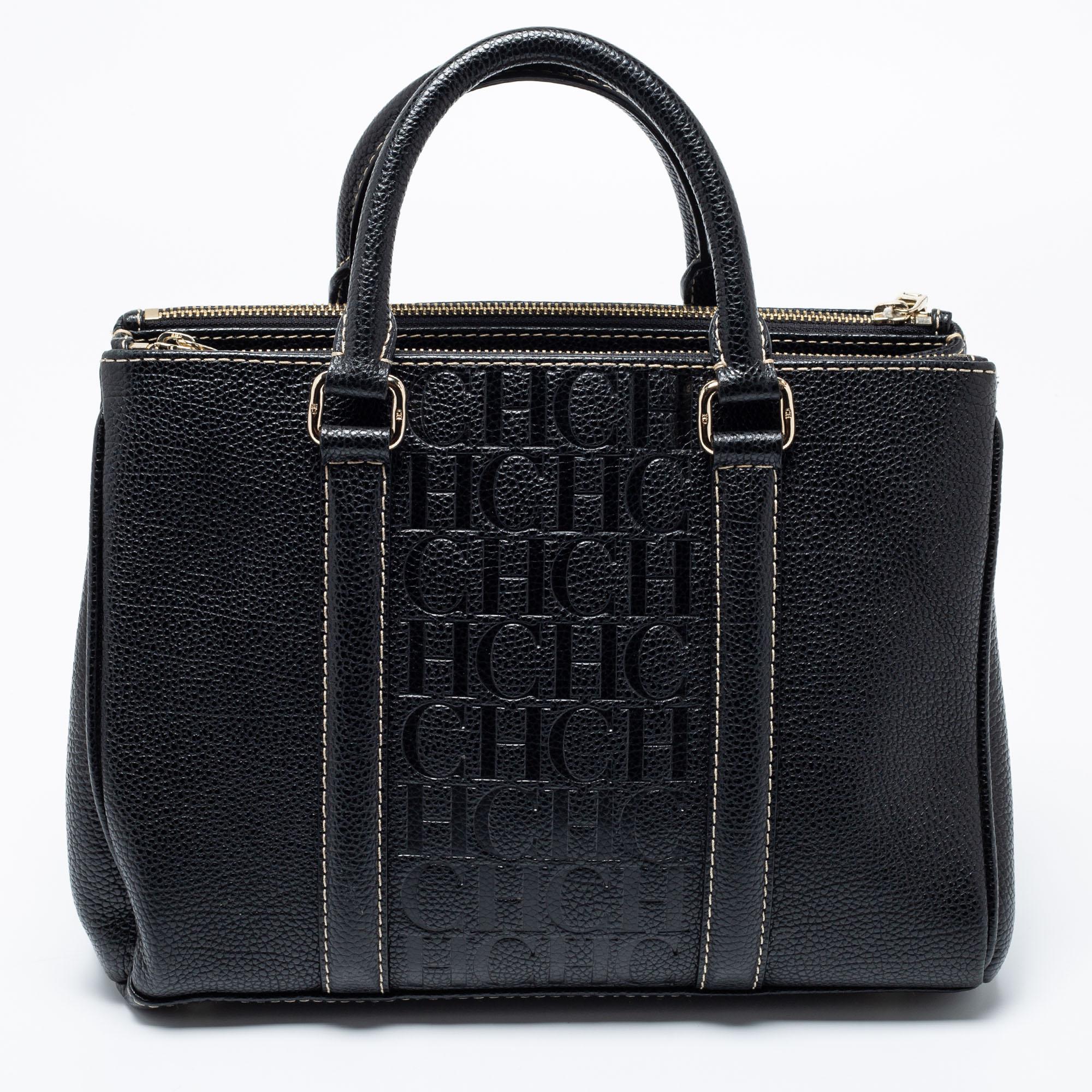 Skillfully designed, this Matteo tote from Carolina Herrera is an all-time favorite. It is made from leather and comes in a black shade. The beauty of the bag is enhanced with signature details on the front and gold-tone hardware. It comes equipped