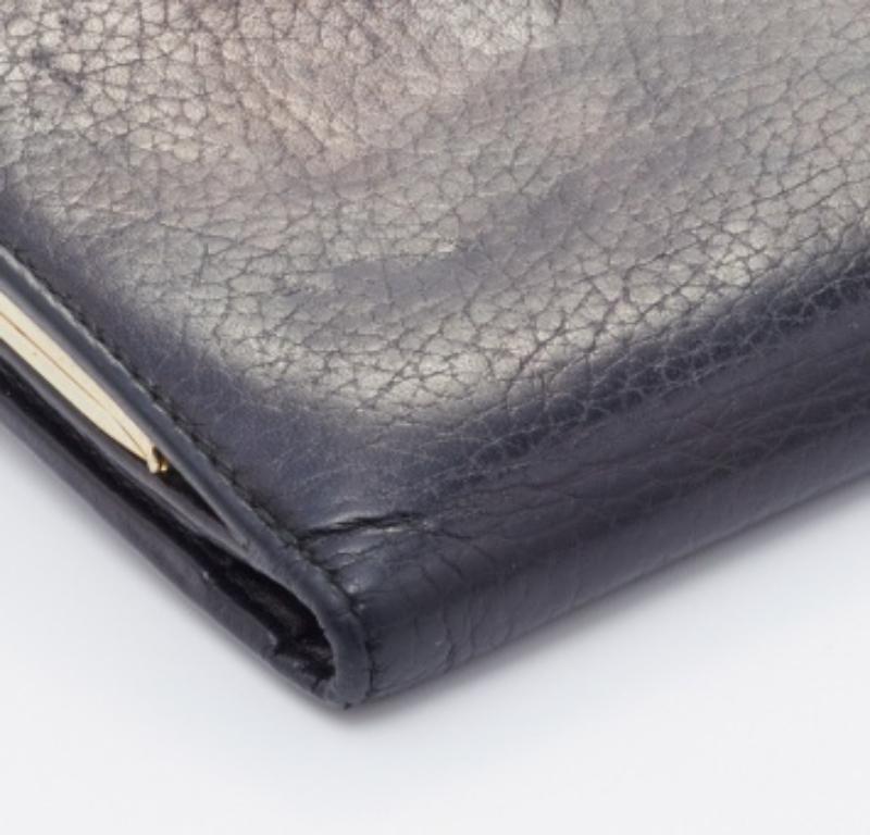 CH Carolina Herrera Portefeuille continental français en cuir noir en vente 4