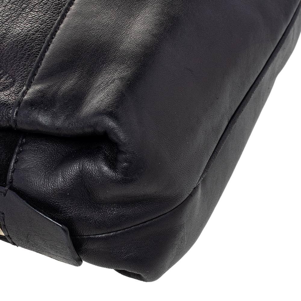 CH Carolina Herrera Black Leather Shoulder Bag For Sale 1