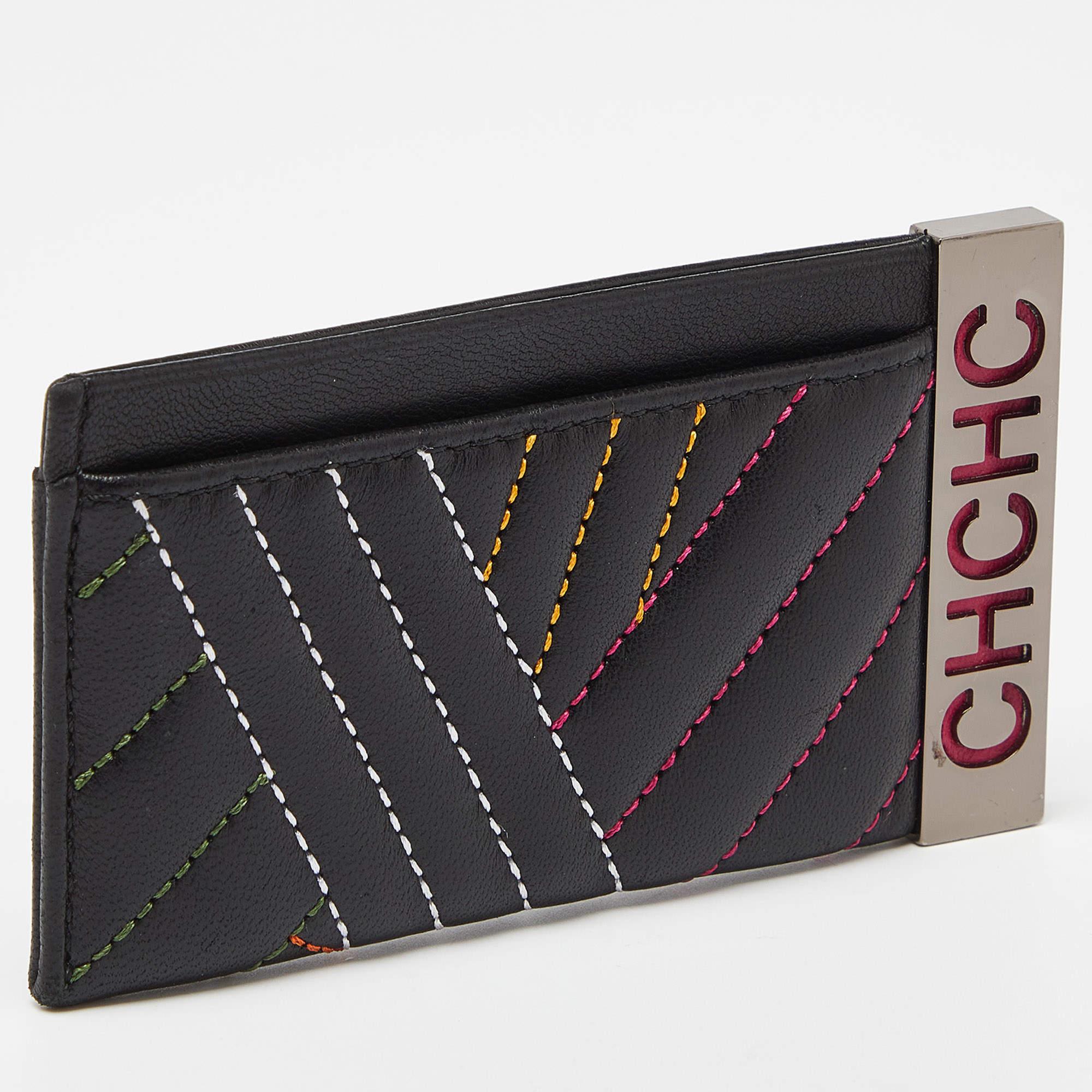 CH Carolina Herrera Schwarzer gesteppter Kartenetui aus Leder im Angebot 1