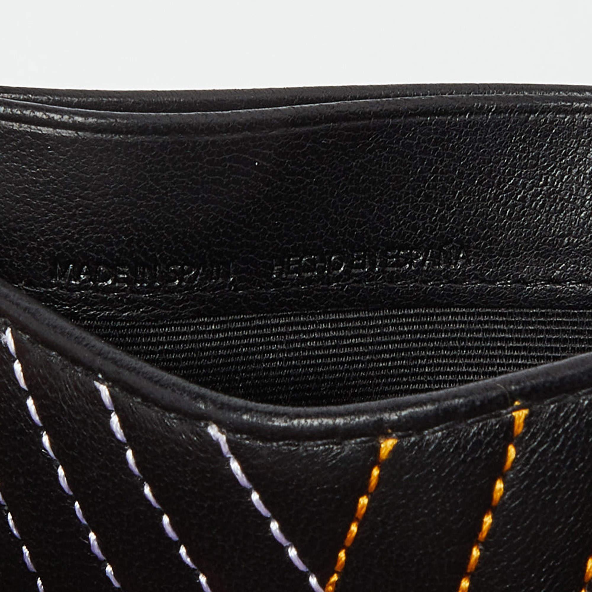 CH Carolina Herrera Schwarzer gesteppter Kartenetui aus Leder im Angebot 4