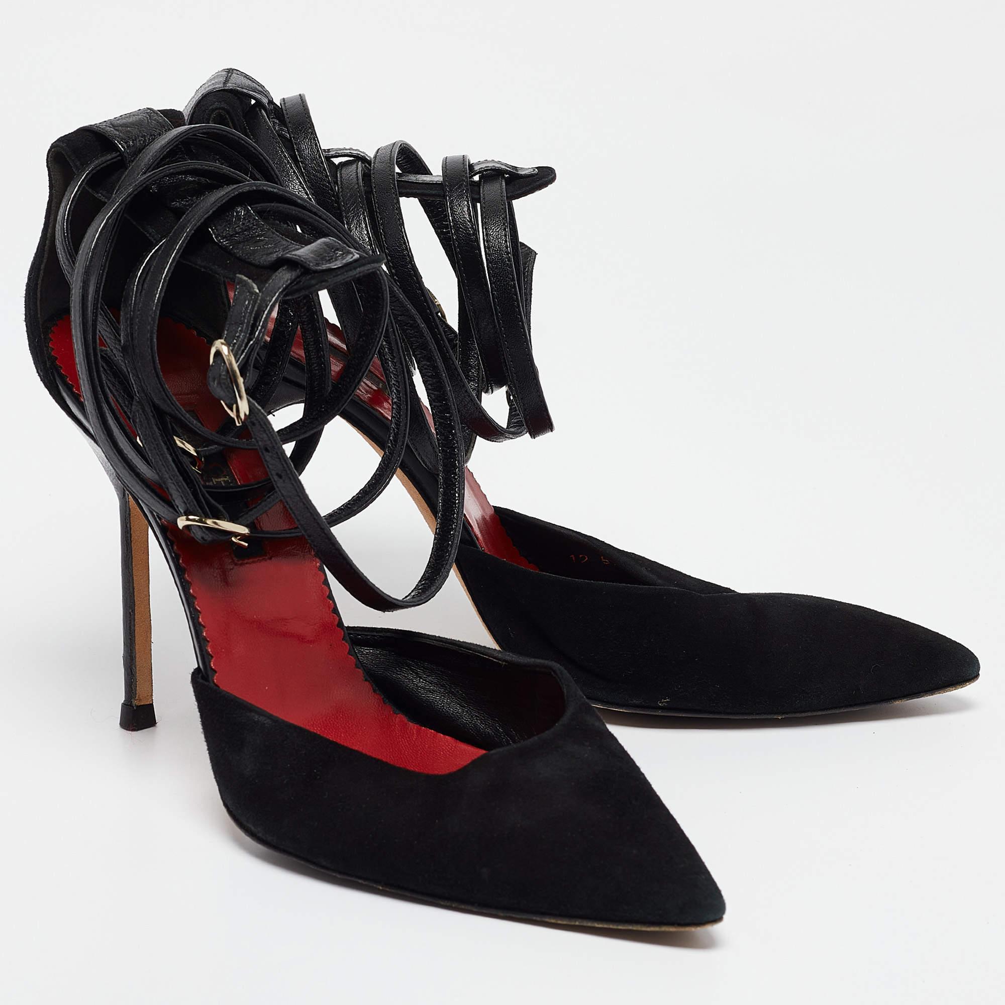 CH Carolina Herrera Schwarze Wildleder-Pumps mit Knöchelverschluss Größe 40 Damen im Angebot