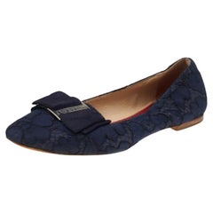 CH Carolina Herrera Mocasines azules de encaje y lazo de tela talla 38