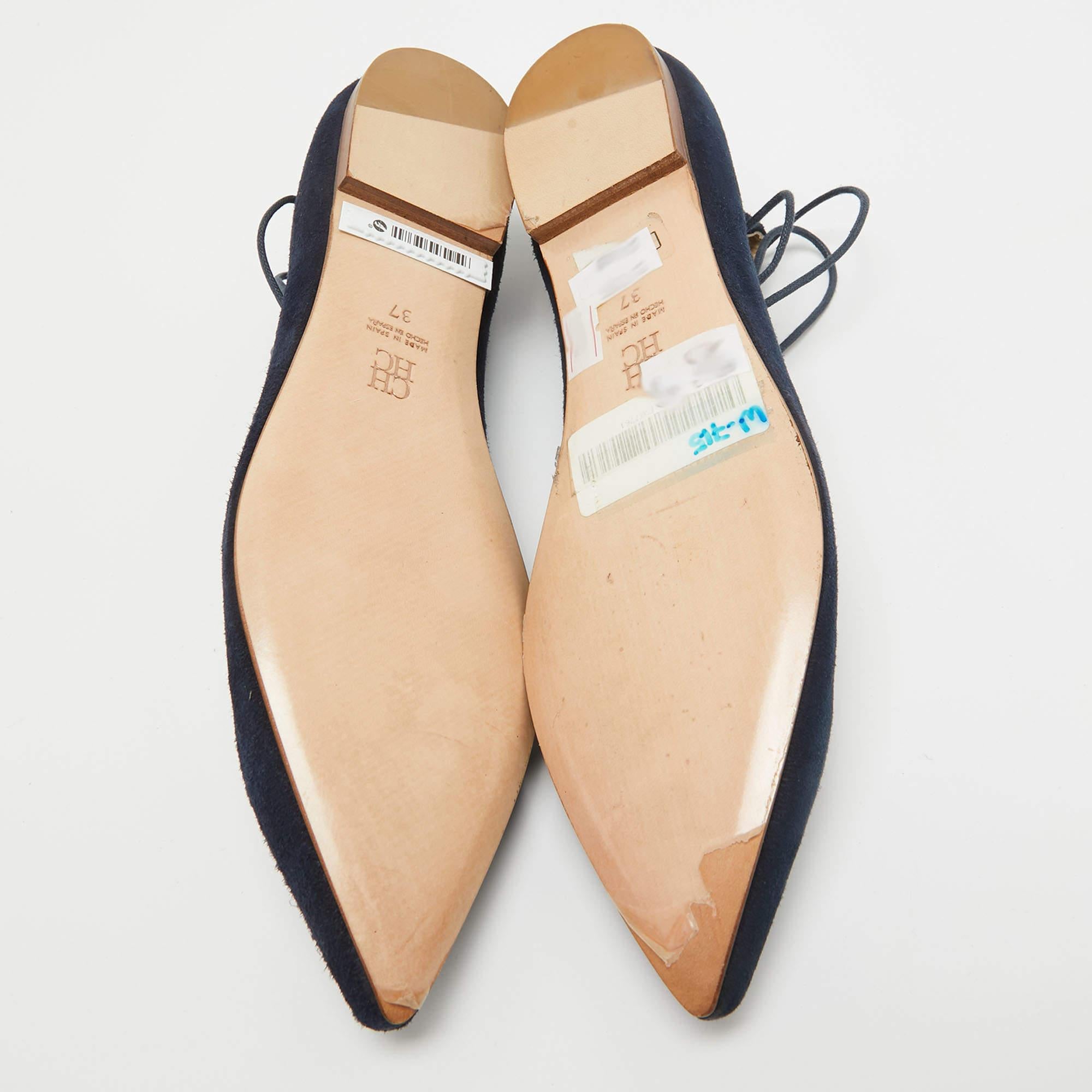 Carolina Herrera Chaussures de ballet à bout pointu en daim bleu CH Taille 37 en vente 1