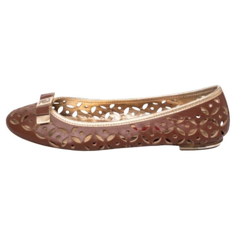 Carolina Herrera Brown Floral Cut Out Leather Bow Ballet Flats CH Taille 38
