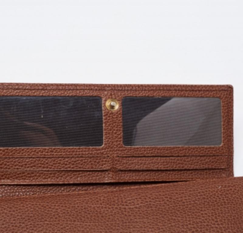 CH Carolina Herrera Portefeuille continental à rabat en cuir monogramme Brown en vente 5