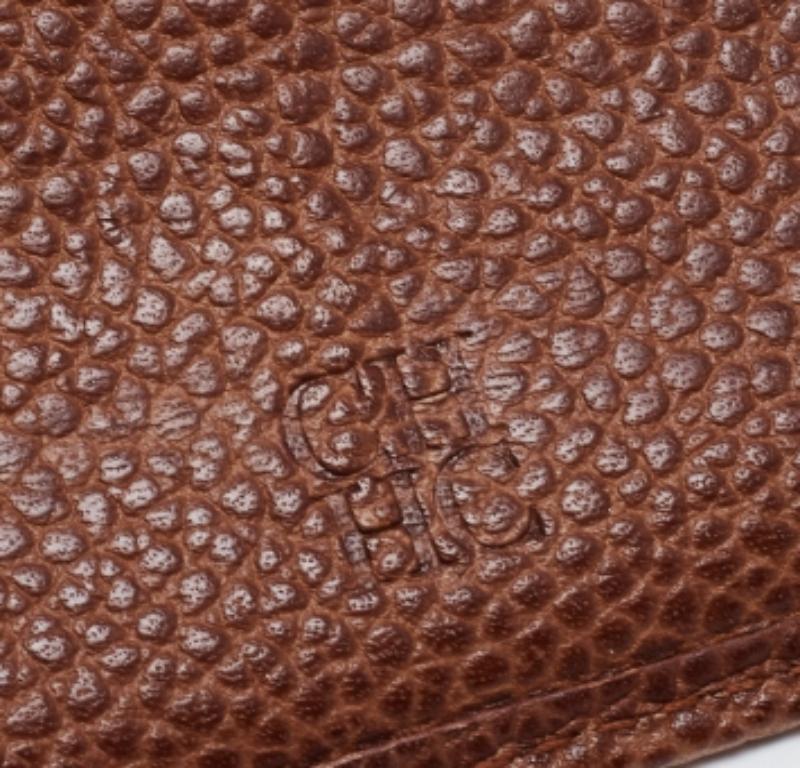 CH Carolina Herrera Portefeuille continental à rabat en cuir monogramme Brown en vente 2