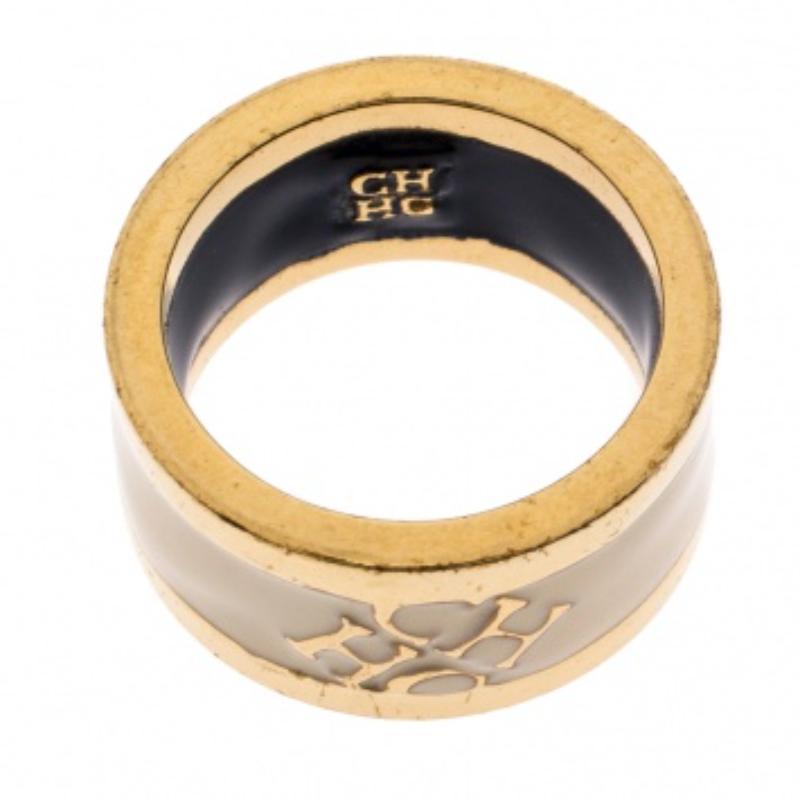 CH Carolina Herrera Cream Enamel Gold Tone Band Ring Size 52 in vendita 1