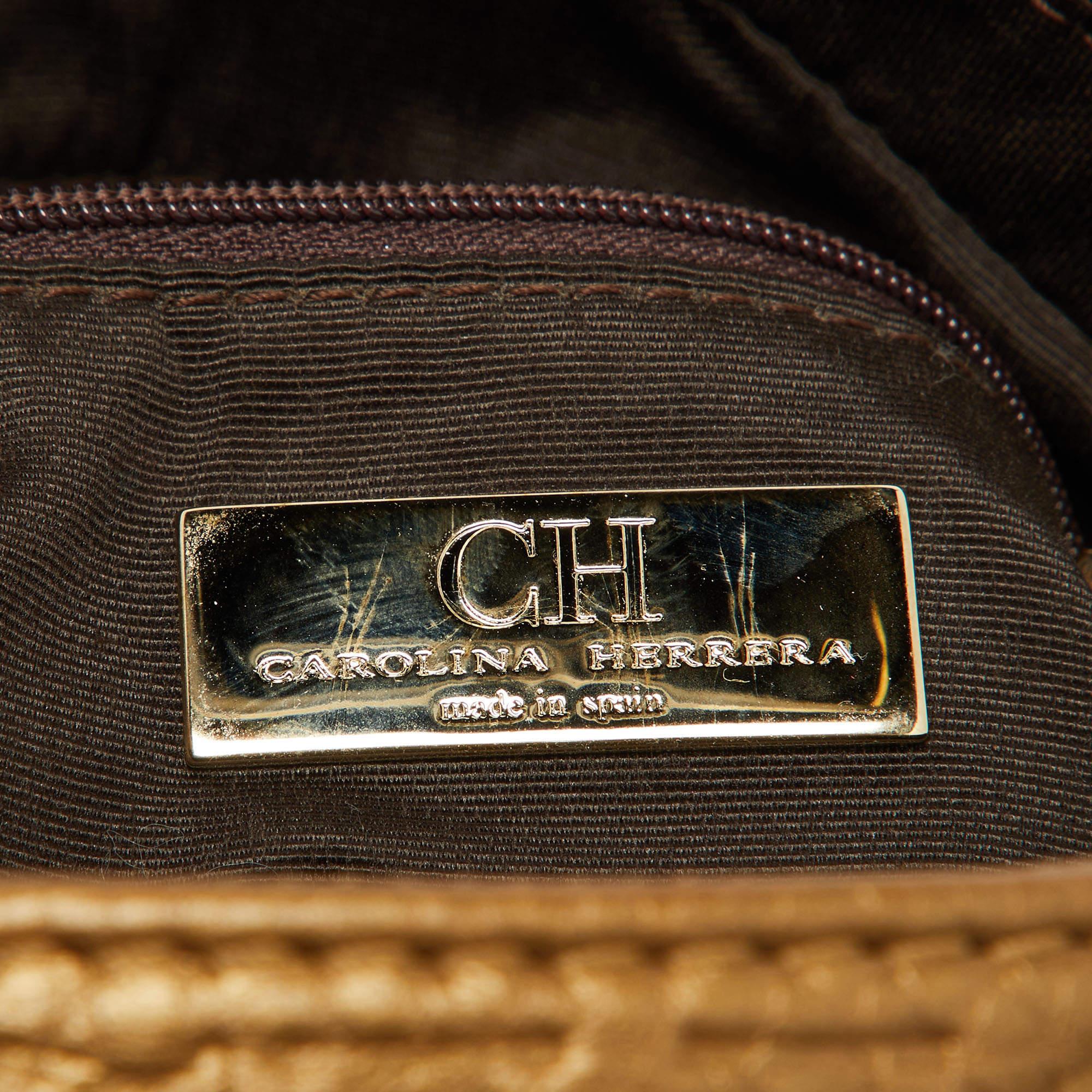 CH Carolina Herrera Gold Embossed Monogram Leather Chain Bow Hobo For Sale 5