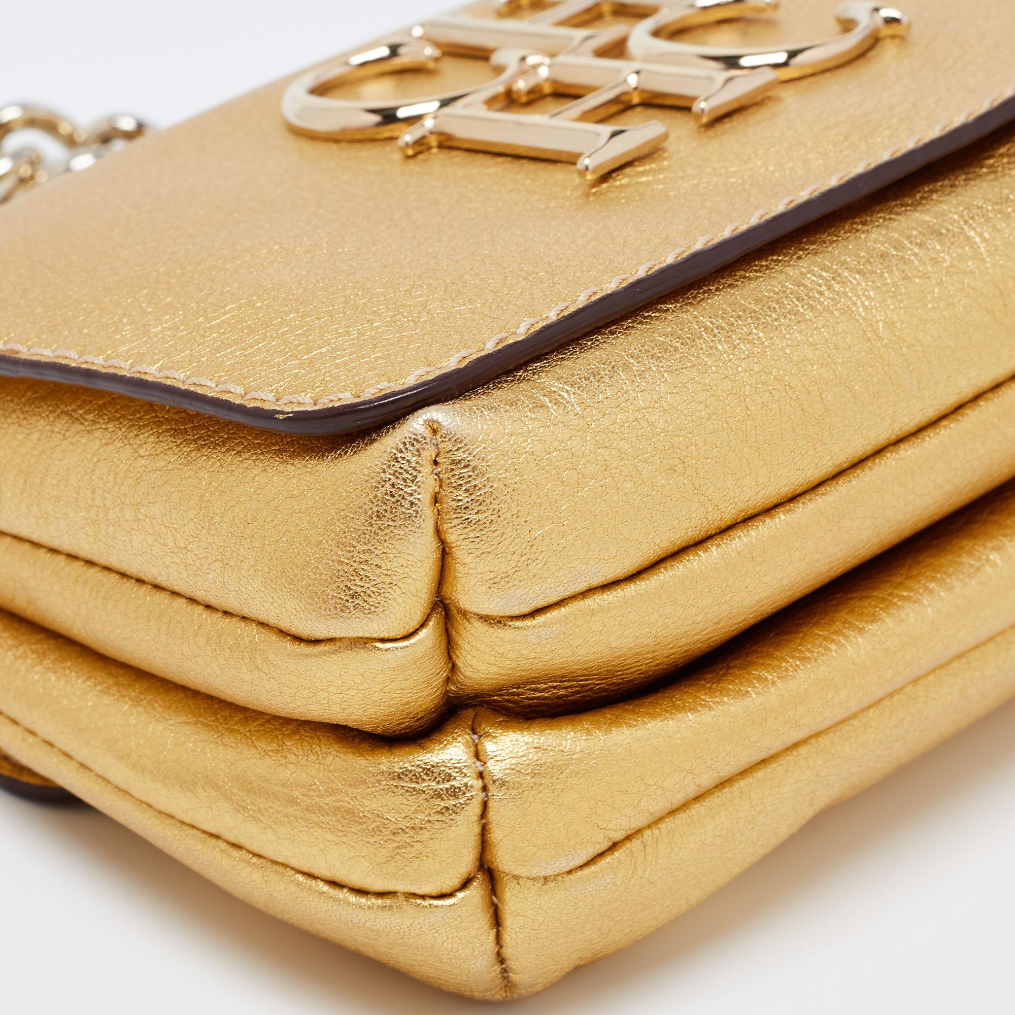 CH Carolina Herrera Gold Leather Logo Double Flap Chain Baguette Bag 4