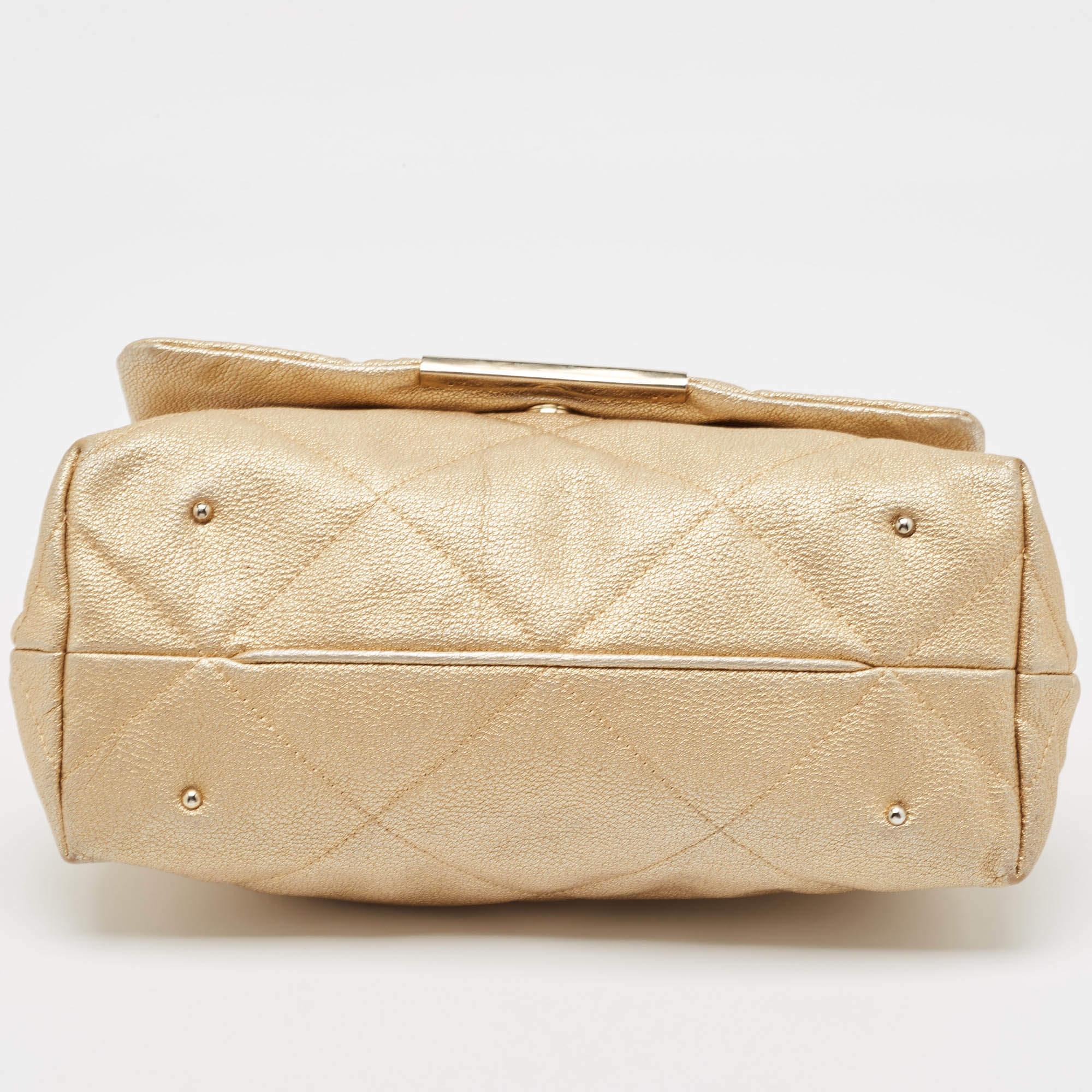CH Carolina Herrera Gold Quilted Leather Flap Chain Shoulder Bag 4