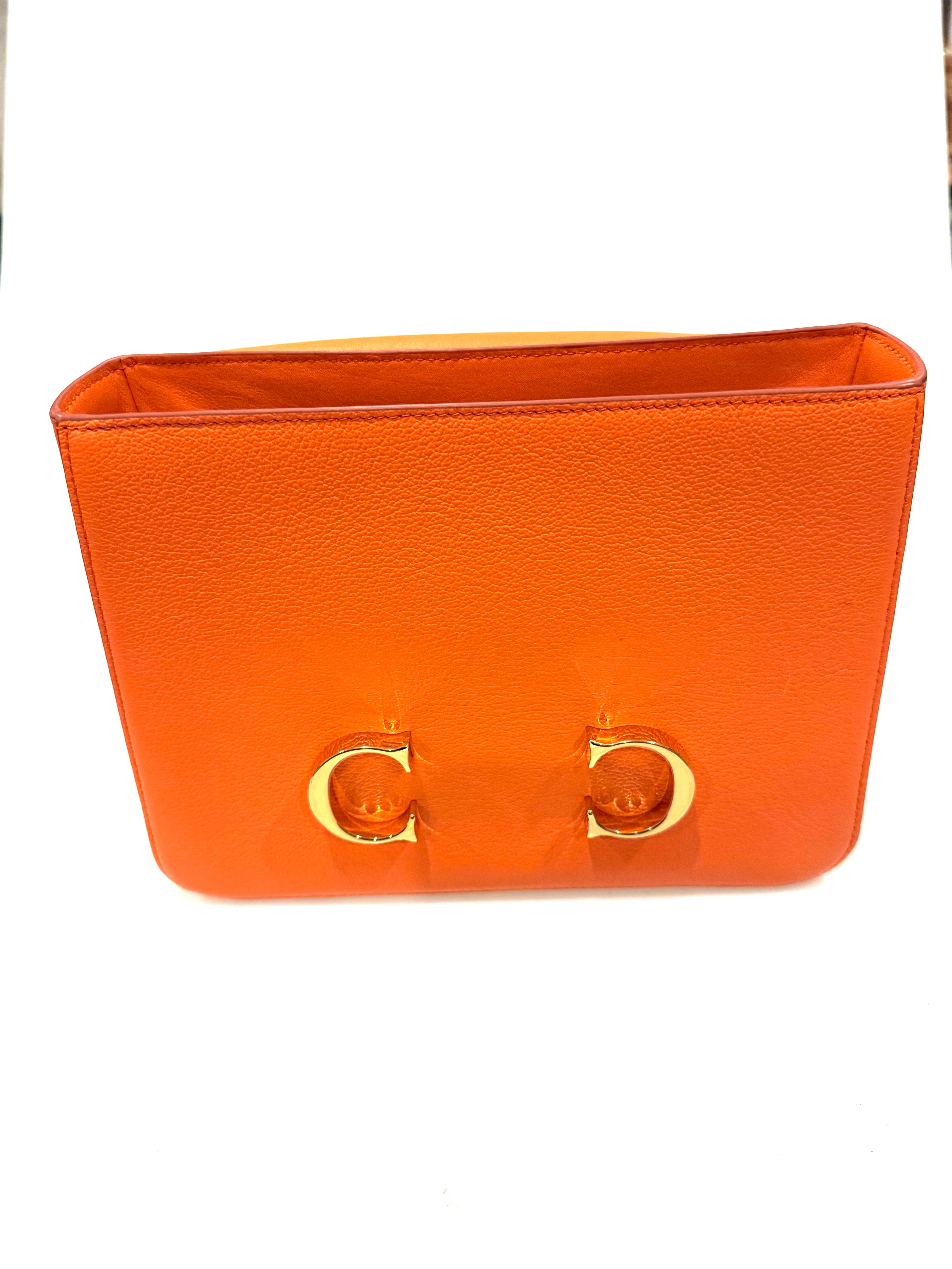 CH Carolina Herrera Initials Insignia Satchel Medium • Orange Leather • SS 22 For Sale 6