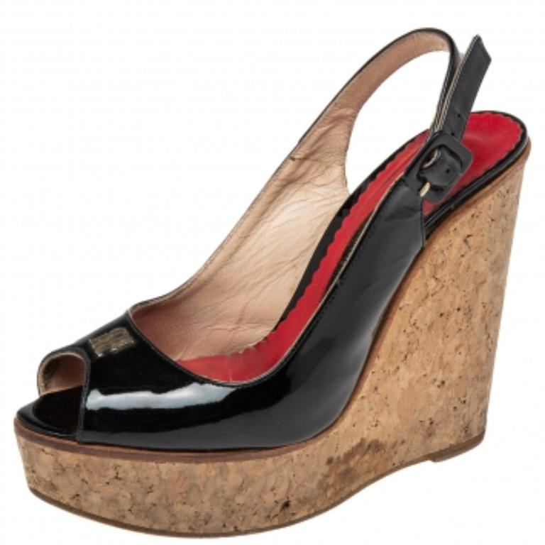 CH Carolina Herrera Leder Peep-Toe Keil Plateau Slingback Sandalen Größe 37 im Zustand „Relativ gut“ im Angebot in Dubai, Al Qouz 2