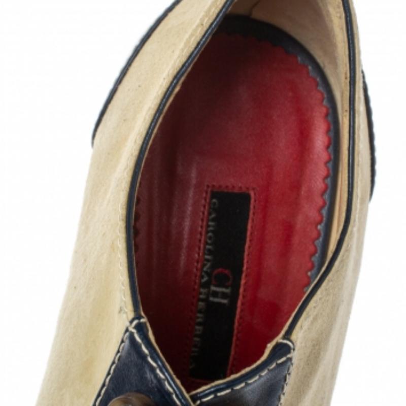CH Carolina Herrera Light Beige Suede and Leather Booties Size 38 For Sale 1