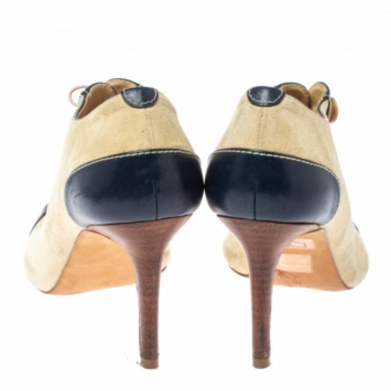 CH Carolina Herrera Light Beige Suede and Leather Booties Size 38 For Sale 3