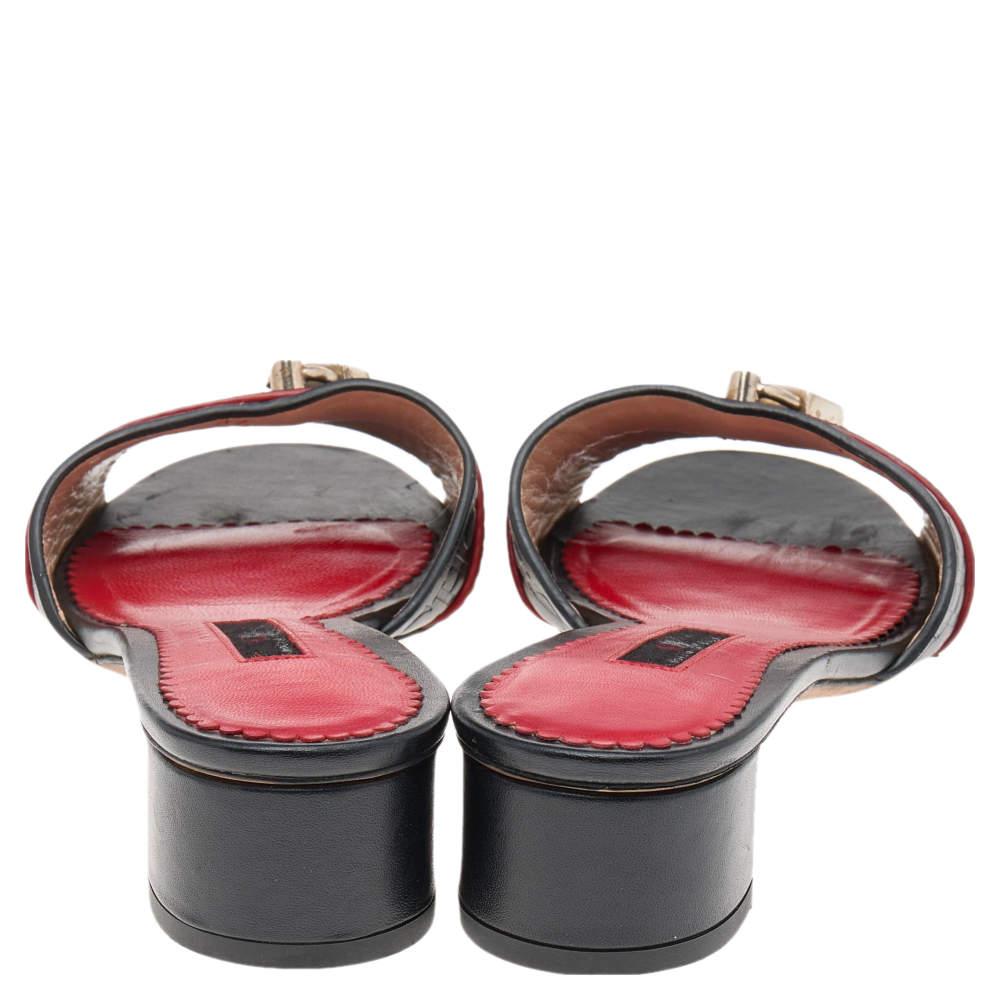 Women's CH Carolina Herrera Monogram Leather Traveller Locked Slide Sandals Size 37