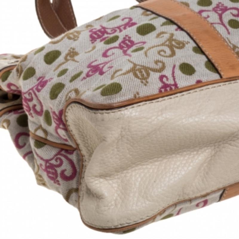 CH Carolina Herrera Multicolor Embroidered Fabric and Leather Trim Tote In Fair Condition For Sale In Dubai, Al Qouz 2